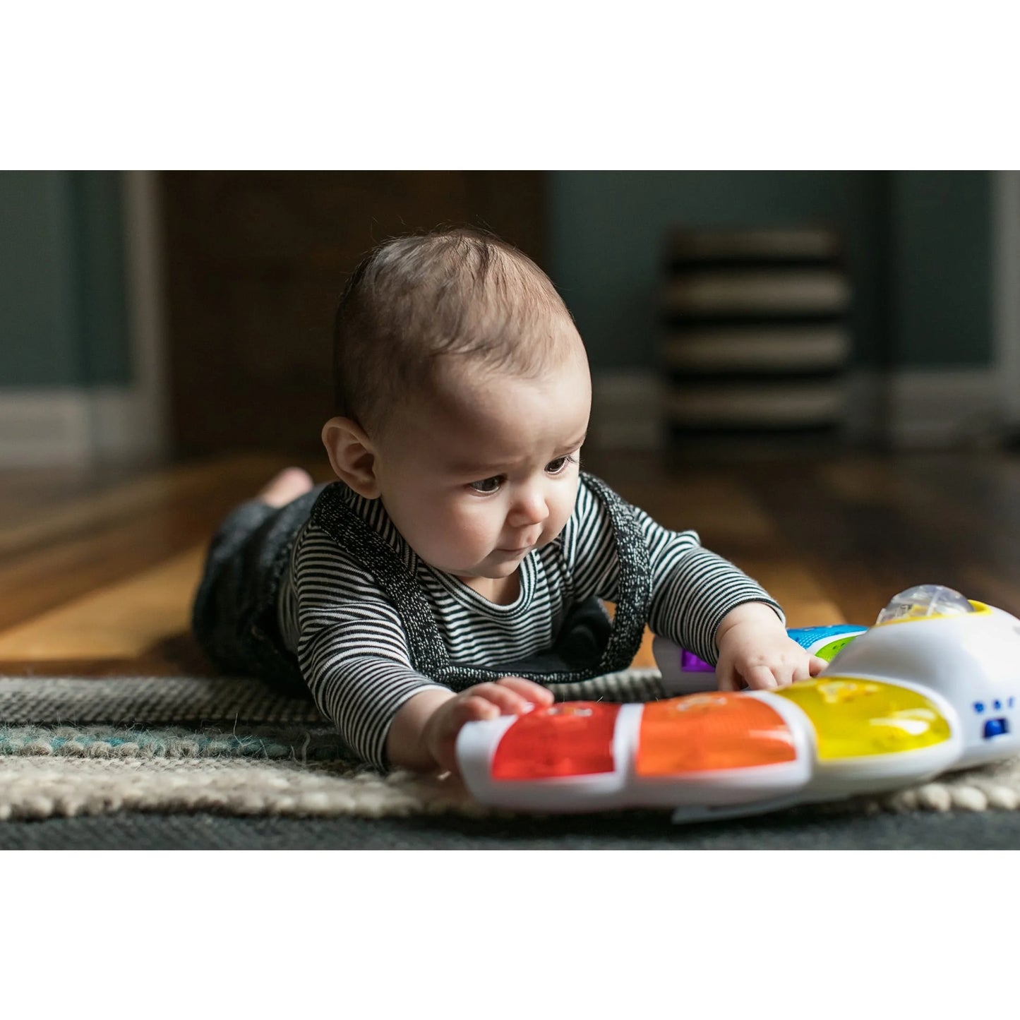 Glow & Discover Light Bar Activity Station, Multicolor, for Ages 3 Months +