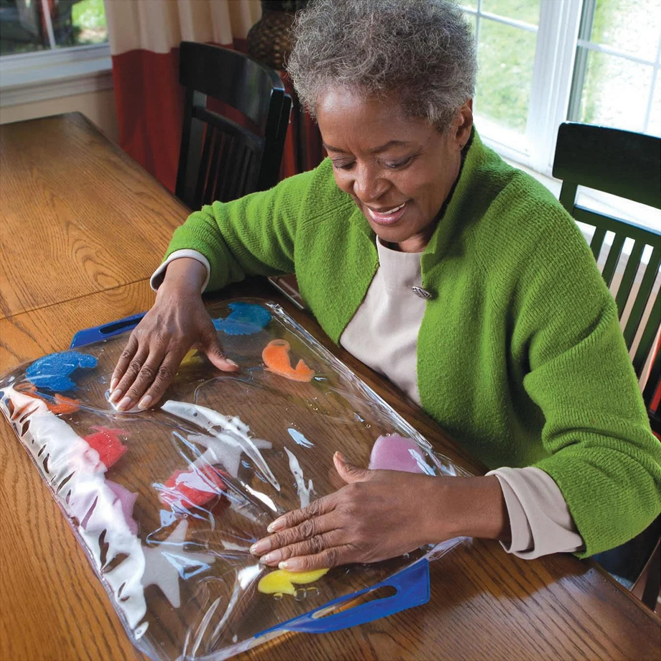 Worldwide Soothing Sensory Pat Mat. Fill with Hot or Cold Water to Stimulate Senses and Relieve Stiff and Arthritic Hands. 16" X 22".